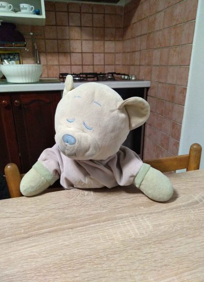 hajánek připraven na snídani